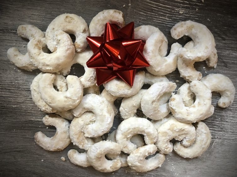 Von drauss´ vom Walde komm´ ich her …